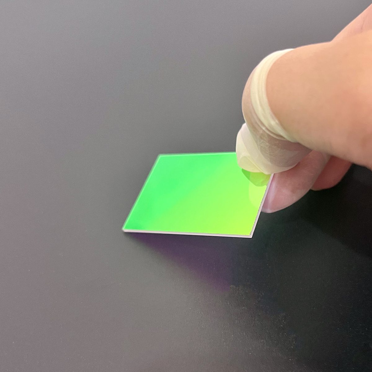 1 mm B270 Optical Filter, AR Coated — image 1