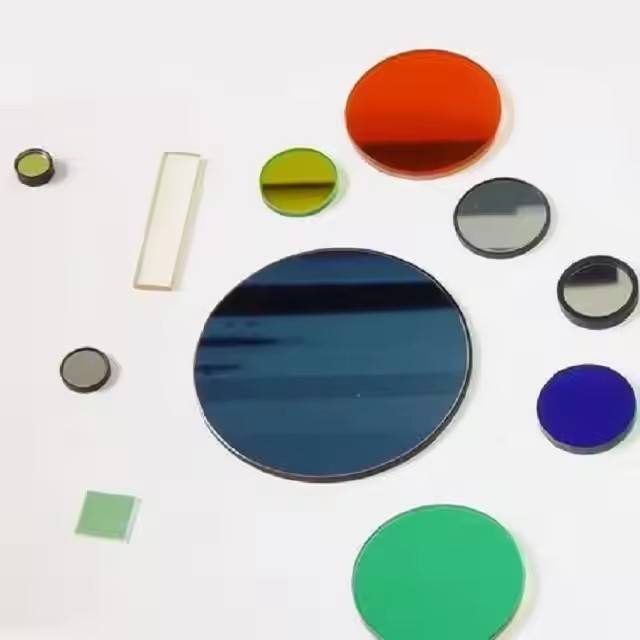 1x0.5 mm BK7 Optical Filter — image 1