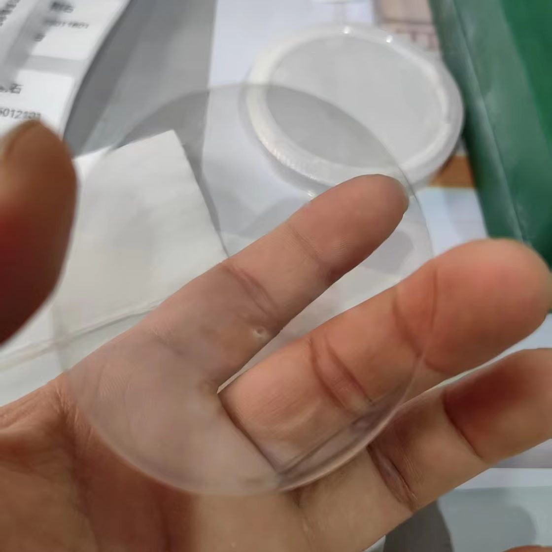 10x0.1 mm Diamond Round Optical Window, AR Coated — image 1