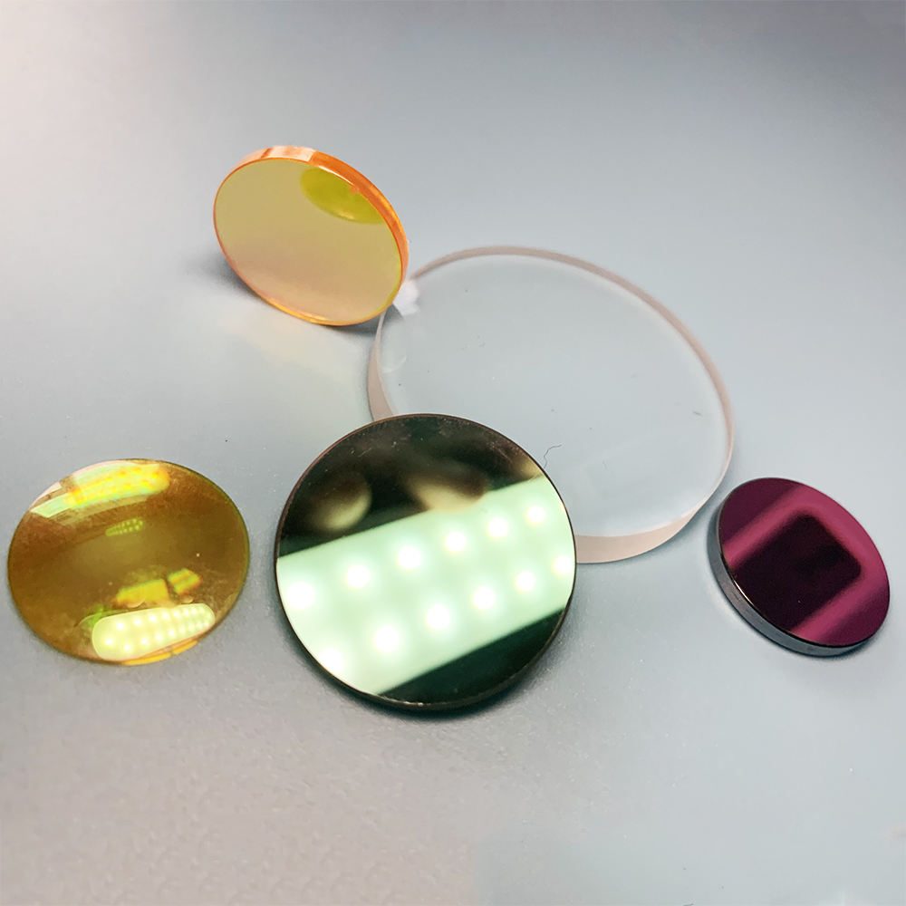 1x150 mm Fused Silica Aspheric Lens, AR Coated — image 1