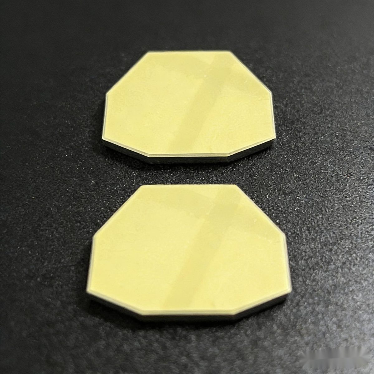 7 mm Fused Silica Custom Optical Mirror — image 1