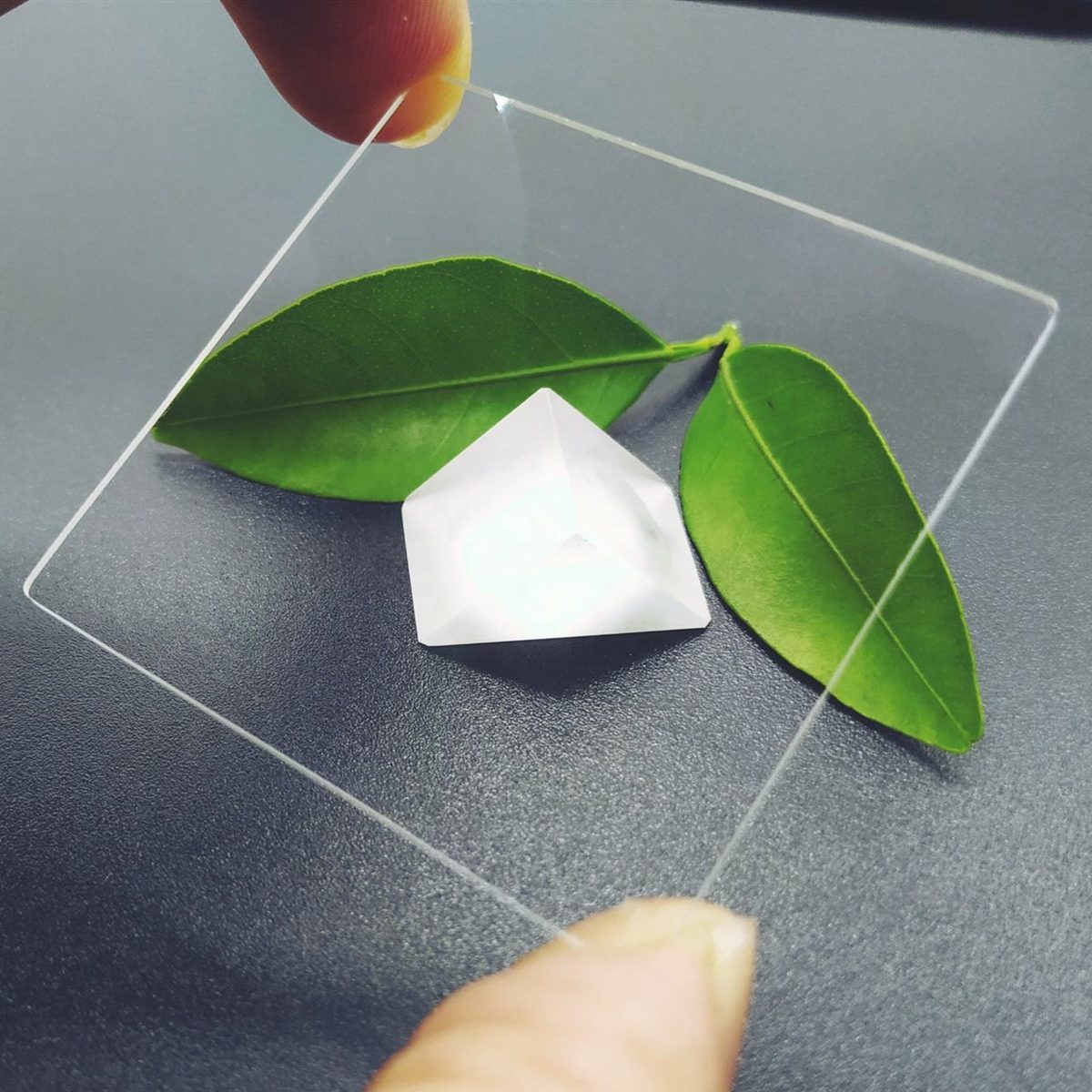 1 mm Fused Silica Lens, AR Coated — image 1
