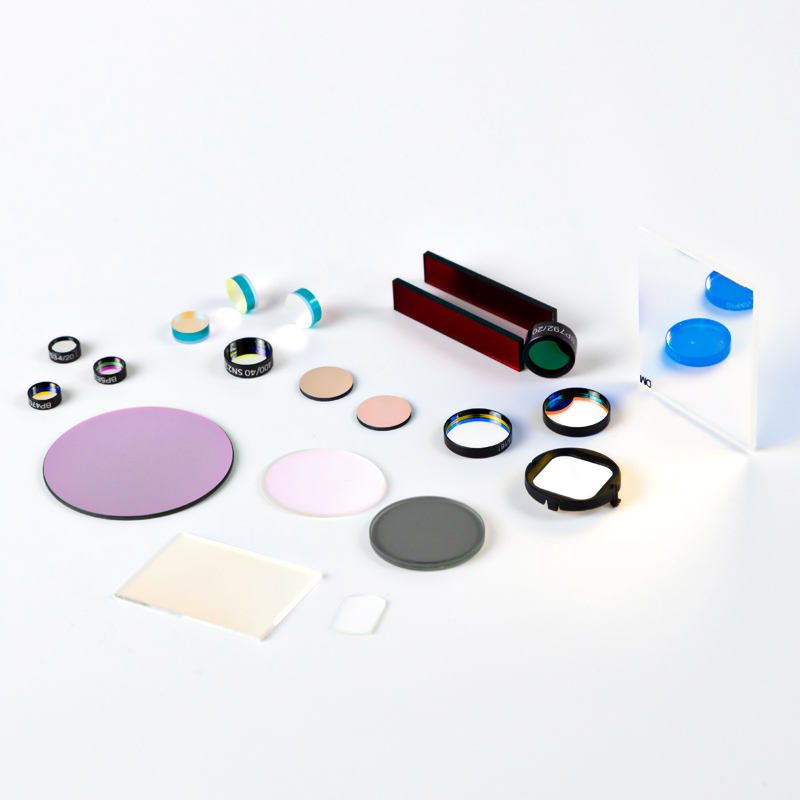 18x0.3 mm Fused Silica Optical Filter — image 1
