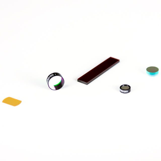 5x0.3 mm Fused Silica Optical Filter — image 1