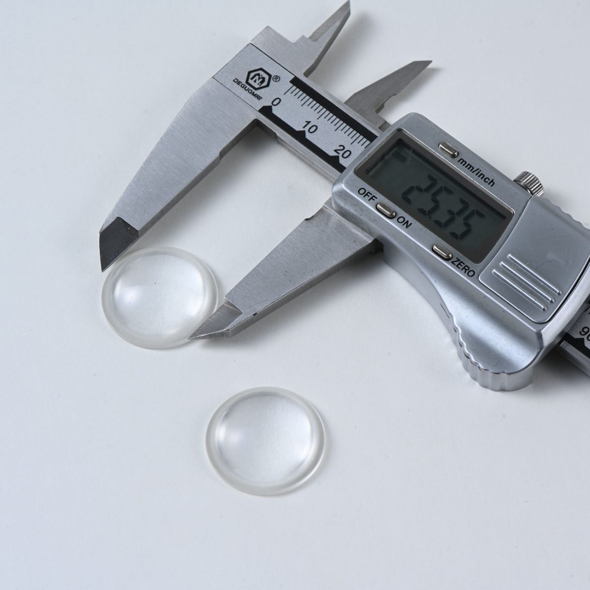2 mm Fused Silica Plano-convex Lens, AR Coated — image 1