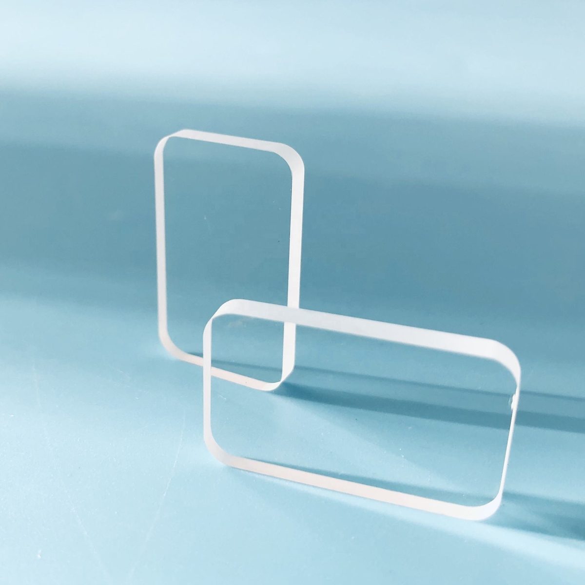 1x1 mm Fused Silica Round Optical Window, AR Coated — image 1