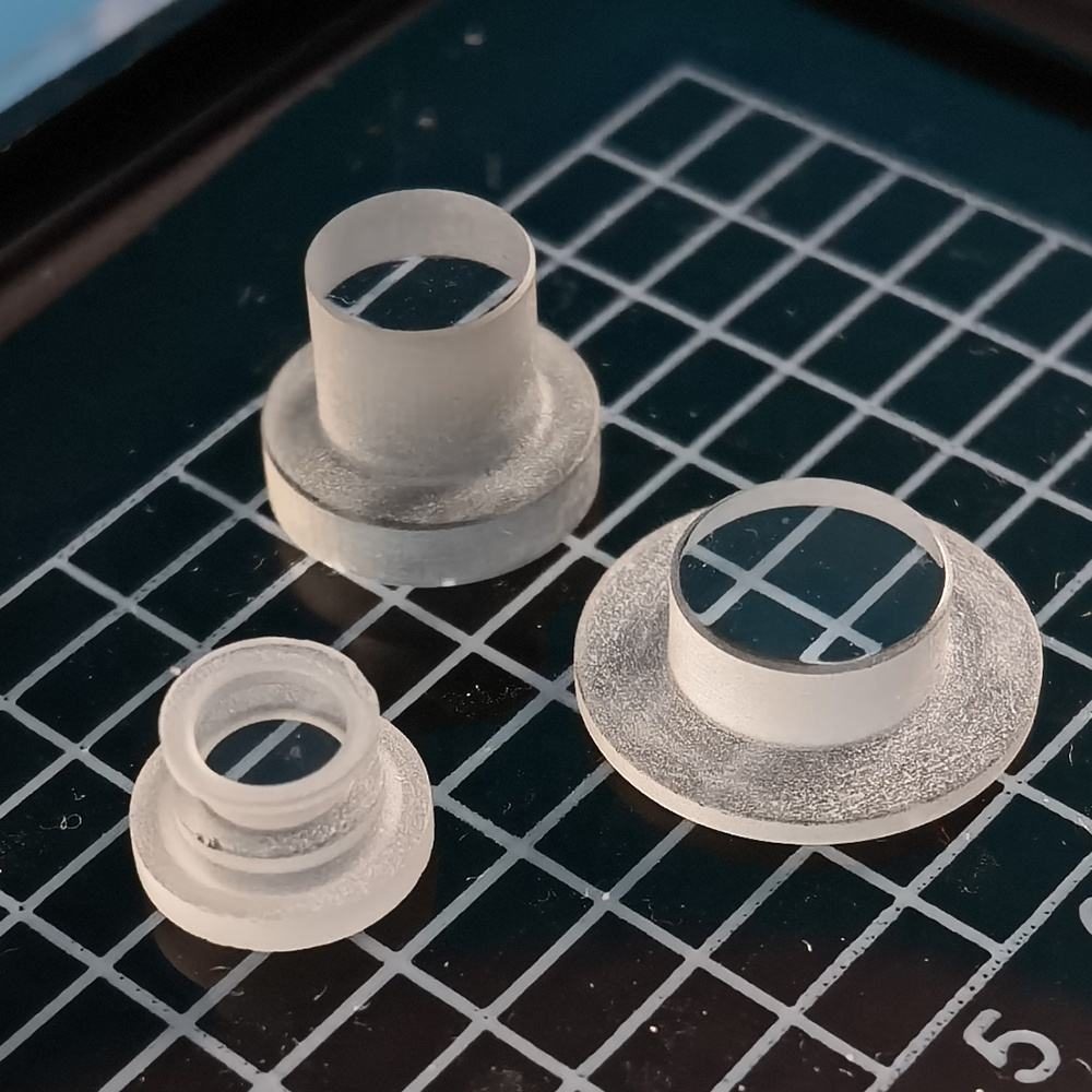 3 mm Fused Silica Step Optical Window, AR Coated — image 1
