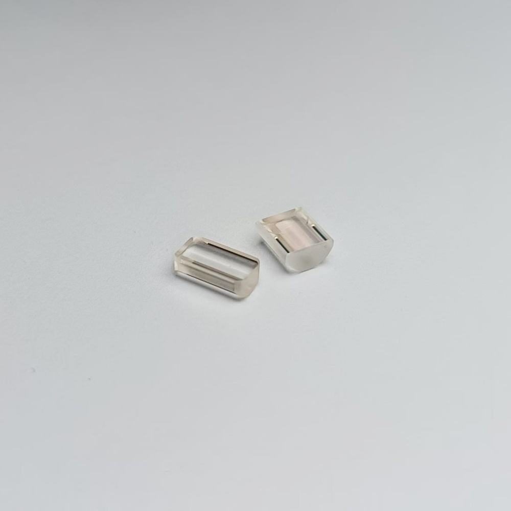 Custom Size Glass Cylindrical Lens, AR Coated — image 1
