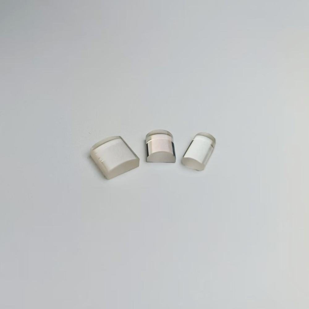 Custom Size N-BK7 Cylindrical Lens, AR Coated — image 1
