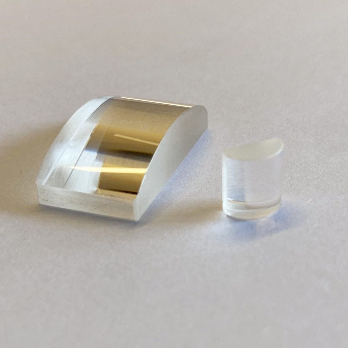 2 mm N-BK7 Plano-convex Lens, AR Coated — image 1