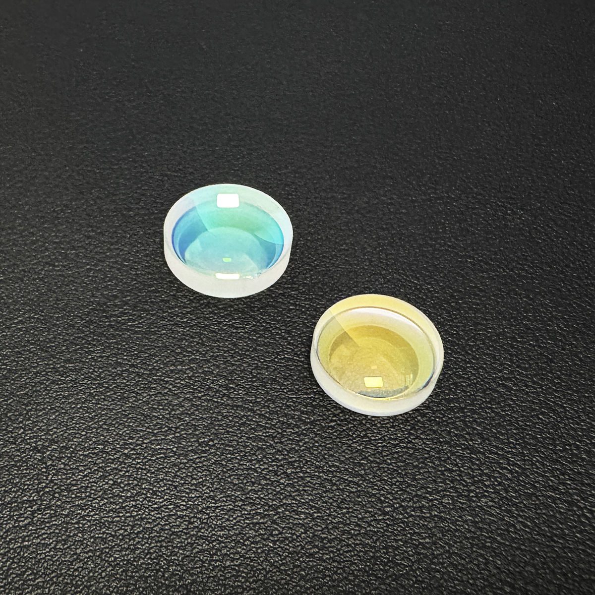 3 mm Optical Glass Meniscus Lens, AR Coated — image 1