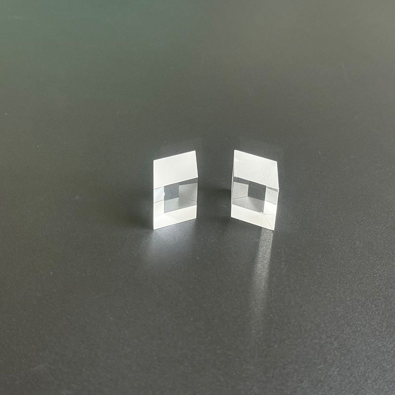 0.5 mm Sapphire Optical Prism
