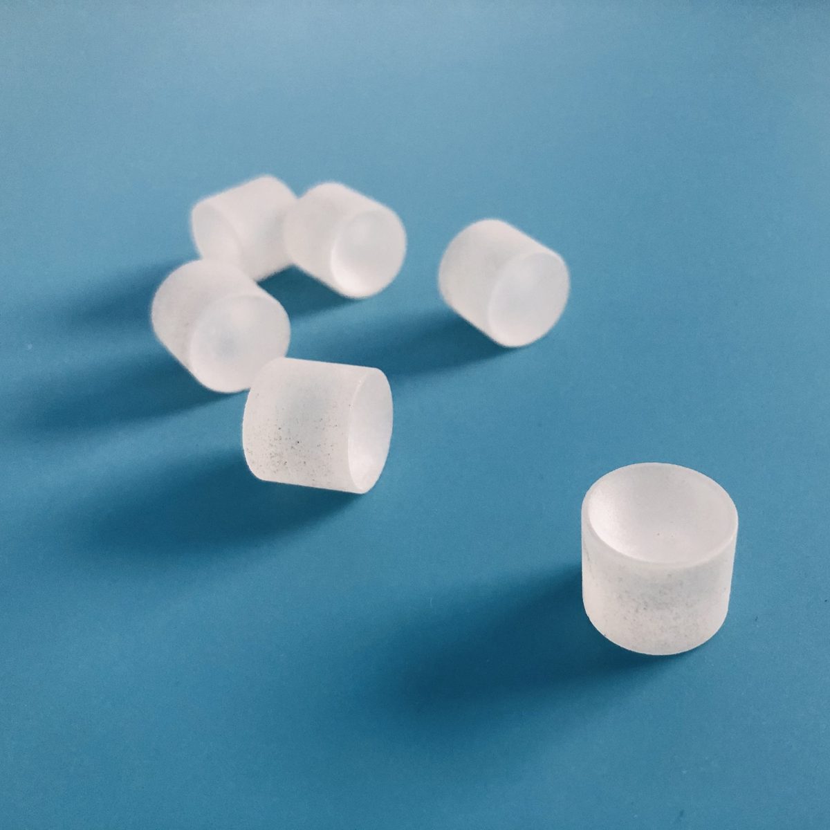 1x0.5 mm Sapphire Optical Window, AR Coated — image 1
