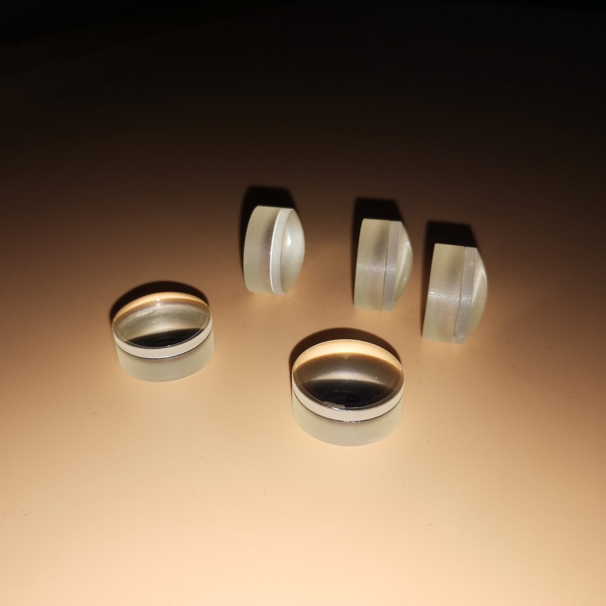 2 mm SF Flint Glass Achromatic Lens — image 1