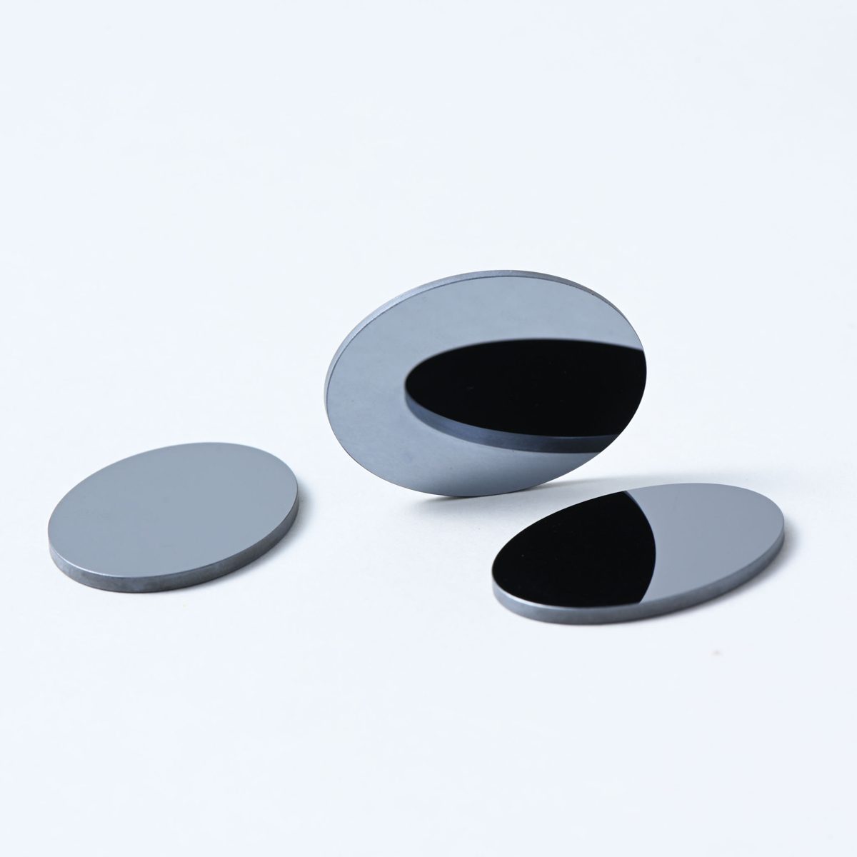 Custom Size Silicon Round Optical Window, AR Coated — image 1